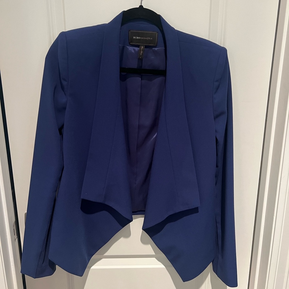 BCBGMaxAzaria deep blue blazer size small
